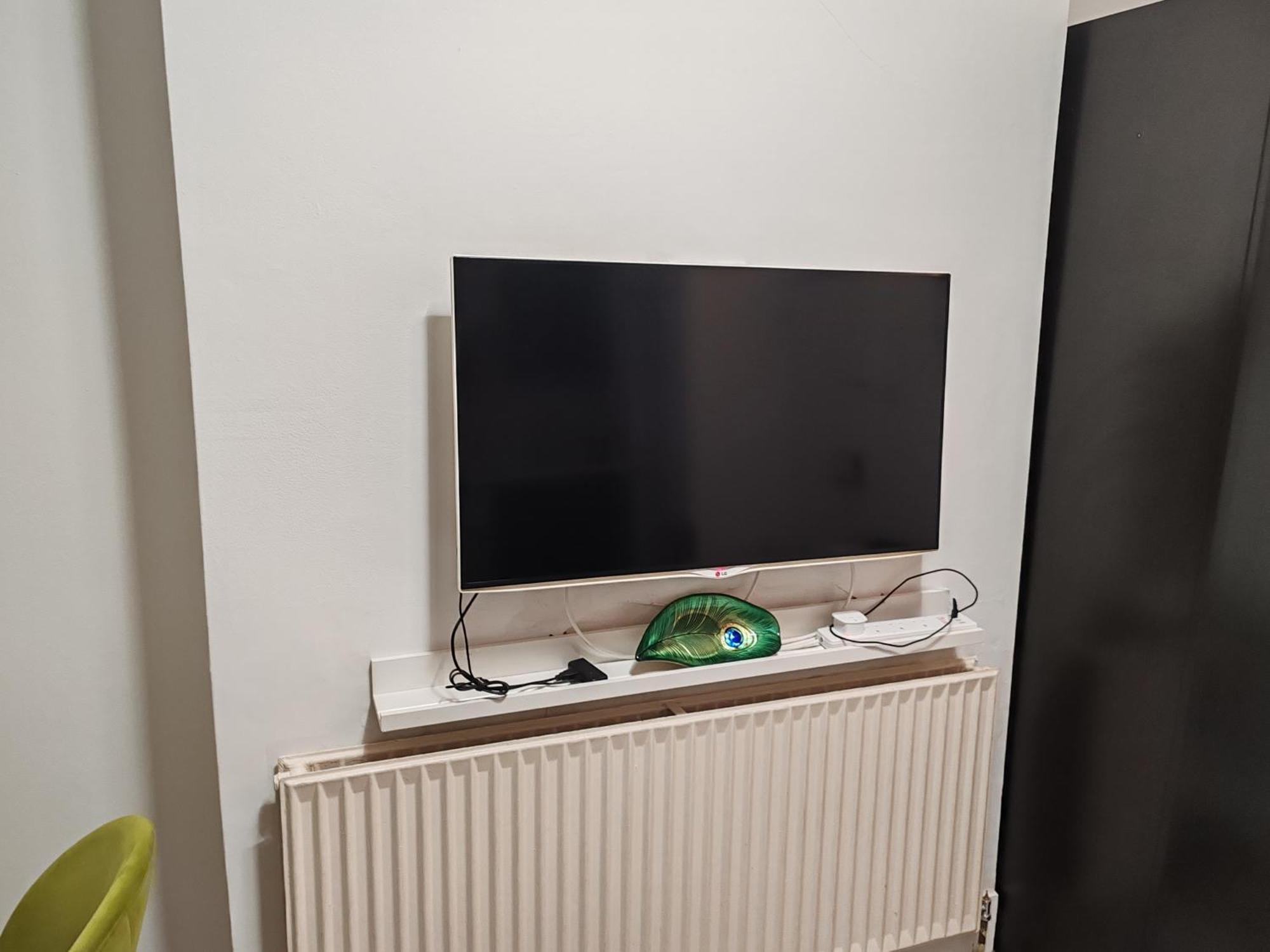 Kilburn High Road Studio Apartments Londra Esterno foto