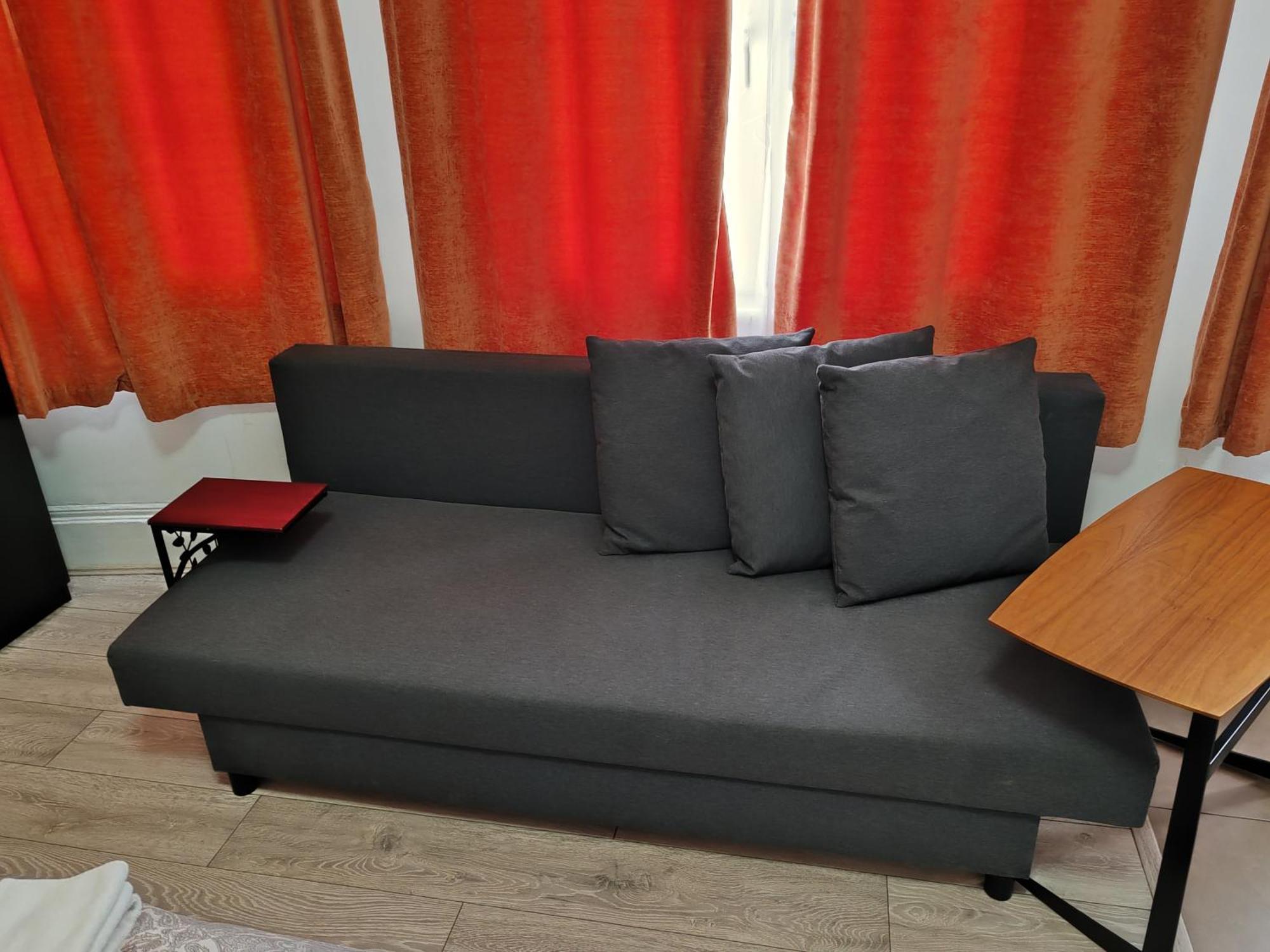 Kilburn High Road Studio Apartments Londra Esterno foto