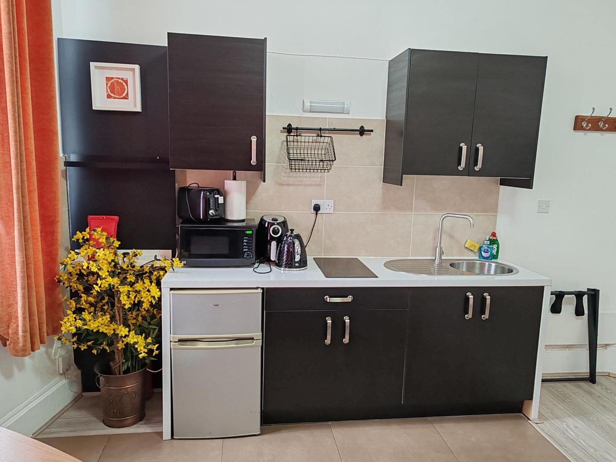 Kilburn High Road Studio Apartments Londra Esterno foto
